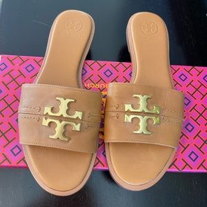 Tory Burch brown leather sandals with gold logo 5.5